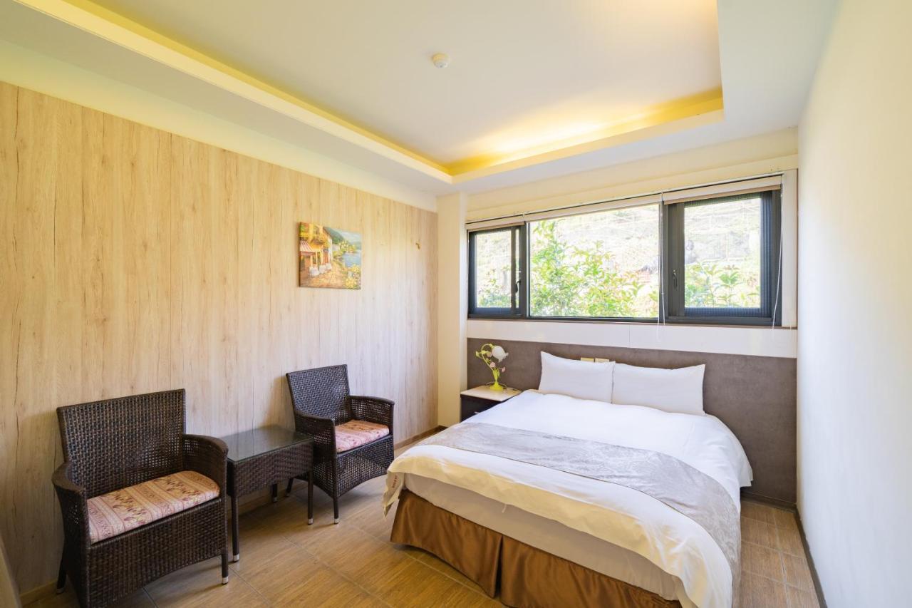 Hua Mu Xing Jing B&B Nhân Ái Ngoại thất bức ảnh