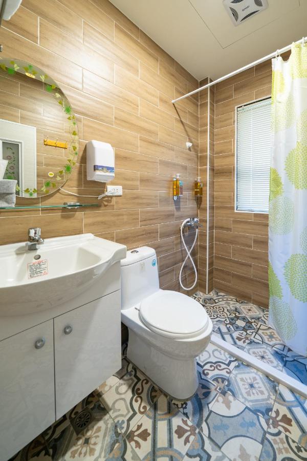 Hua Mu Xing Jing B&B Nhân Ái Ngoại thất bức ảnh