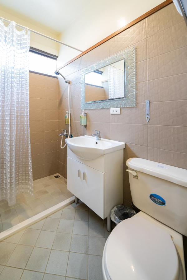 Hua Mu Xing Jing B&B Nhân Ái Ngoại thất bức ảnh